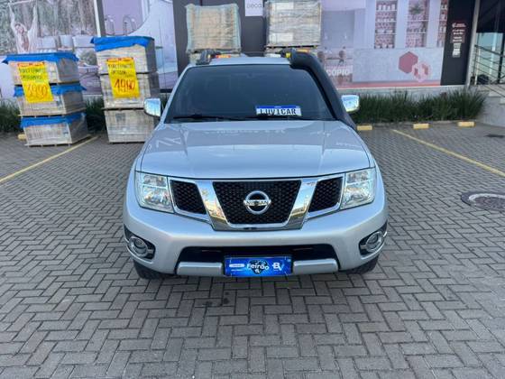 NISSAN FRONTIER 2.5 SL 4X4 CD TURBO ELETRONIC DIESEL 4P AUTOMÁTICO